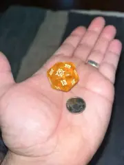 Large D20 Dice - Lost Caverns Of Ixalan - Clear Amber