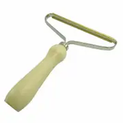 Ozoffer Removes Lint & Fluff Lint Remover Battery Powered Portable Clothes Fuzz Shaver