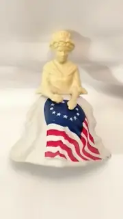 Vintage AVON Betsy Ross Figurine - Sonnet Cologne Bicentennial 4 Fl. Oz. Full