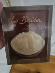 Lalique Paris Le Baiser Perfumed Soap Sealed France 5 oz Romantic Kissing Image