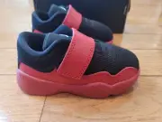 Jordan Sneaker Toddler Size 7