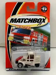2000 MATCHBOX SUPERFAST #96 STREET CLEANER METRO DISPOSAL NEW ON CARD