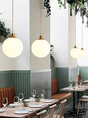 北歐金色玻璃圓球吊燈餐廳吧檯服裝店櫥窗精緻裝飾單頭燈 (7.7折)