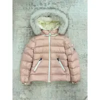 在飛比找蝦皮購物優惠-二手 Moncler 女童 粉紅色 羽絨外套 正品