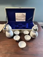 Vintage Fukagawa Japanese Porcelain Sake Set