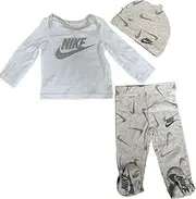 [Nike] Baby Boy Footed Pants, Long Sleeve Top and Beanie 3 Piece Set (W(56h572-y0m)/C, 6 Months)