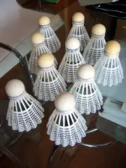 10x Old but unused CARLTON badminton shuttlecocks plastic type non-feather