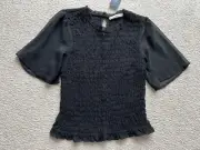 Abercrombie & Fitch A&F Black Flutter Short Sleeve Smocked Blouse Top Shirt XS