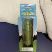 Archie McPhee Electronic Yodelling Pickle New Sealed Damaged Box Yodel-ay Ee-Ooo
