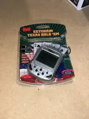 KEYCHAIN TEXAS HOLD' EM brand new in sealed package Card Game Electronic