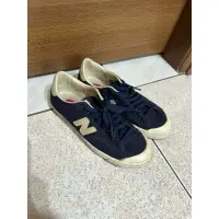 在飛比找蝦皮購物優惠-new balance 帆布鞋 深藍色 24.5cm 二手