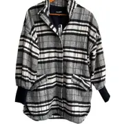 Steve Madden Plaid Times Shacket S NWT Flannel Jacket Coat Gray Blue Academia
