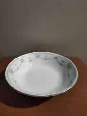 Elegant Serving Dish