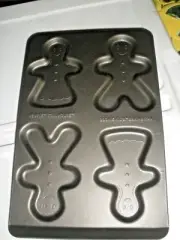 NESTLE TOLL HOUSE COOKIE KIDS BAKING PAN