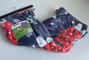 Peanuts Holiday Snoopy Christmas Lighted Doghouse Soft Plush Throw Blanket NEW