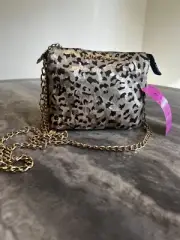 NWT Betsey Johnson Bag Metallic Leopard Print With Gold Chain Strap