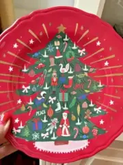 Snoopy Pottery Barn Peanuts Disney holiday Christmas plate party School SET 4
