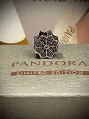 Authentic Pandora Black Friday Poinsettia 2016 Charm 796800 with LTD ED BOX
