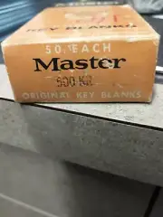 Vintage NOS Master Lock 500kr Key Blank your buying 1 key ( in eBay room 2)