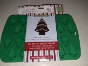 NEW-Kringle's Kitchen 24 Cavity Silicone Christmas Tree Shaped Baking Mold