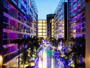 芭達雅盛泰樂藍天飯店Centara Azure Hotel Pattaya