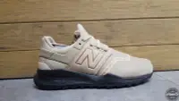 在飛比找Yahoo!奇摩拍賣優惠-POMELO柚 NEW BALANCE 247 GORE-T