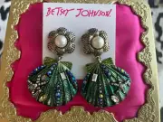 Betsey Johnson Glitter Reef Teal Blue Green Scallop Shell Starfish AB Earrings