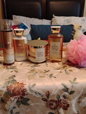 Bath & Body Works Warm Vanilla Set Of 4 (Mist+Body lotion+Candle+Body wash)