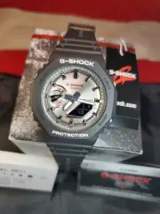 BRAND NEW AUTHENTIC CASIO G-SHOCK LOS VEGAS RAIDERS COLORS MODEL- GA-2100SB-1ACR