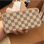 【空姐代購】LOUIS VUITTON LV 路易威登 N63503 白棋盤格紋拉鍊粉色長夾錢包