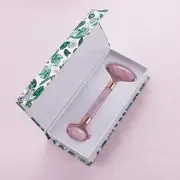 Beautiful Jade Roller Massager Roller For Face & Eyes Nack Pink Color