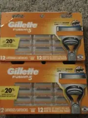 Gillette Fusion 5 12 Pack Of Razors (Brand New)