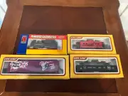 Life-Like Ho scale Good & Plenty Train Steam Engine,3 Cars,Track,& Transformer