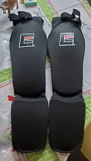 NWT Combat CRCN Shin-guards Shin Pads Kick Boxing, Martial Arts Protection L/XL