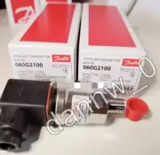 1PC New in box Danfoss AKS33 060G2100 pressure transmitter