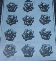 SKULL CROSSBONES BITES CHOCOLATE CANDY MOLD DIY HALLOWEEN PARTY FAVORS