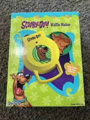 Vintage Scooby-Doo Waffle Maker Salton SD8WAF 1990's NEW IN BOX