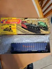 Roundhouse Peavey Grain FMC Hopper Car HO Scale Model Railroad 7739 5130 KADEE 5