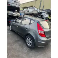 在飛比找蝦皮購物優惠-中古 回收 現代i30 Hyundai I30 零件車 殺肉