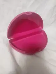 Tupperware Folded Lunch Keeper Half Circle Sandwich Snacks Empanadas Hot Pink