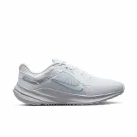 在飛比找momo購物網優惠-【NIKE 耐吉】WMNS NIKE QUEST 5 女鞋 