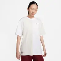 在飛比找momo購物網優惠-【NIKE 耐吉】上衣 女款 短袖上衣 運動 寬鬆版 AS 