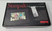 Sunpak 7 inch Automatic Digital Photo Frame . Bright LCD screen. NEW IN BOX!
