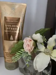 1 New GOLDEN BERRY MISTLETOE BATH & BODY WORKS 24 HR MOI BODY CREAM LOTION