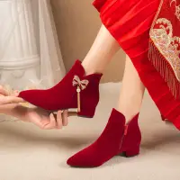 在飛比找蝦皮購物優惠-婚鞋靴子2023年新款訂婚敬酒紅色粗跟新娘鞋秀禾中式高跟鞋短