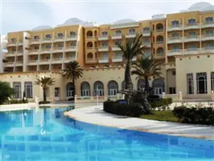 亞斯明哈馬馬特中庭飯店L'Atrium Yasmine Hammamet Hotel