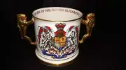 RARE 1977 Queen Elizabeth II Paragon Silver Jubilee Loving Cup Lion Handles