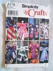 Simplicity Sewing Pattern 7618 Door Bows Craft