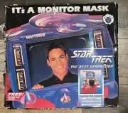 Star Trek The Next Generation Vintage Computer Monitor Mask in Box