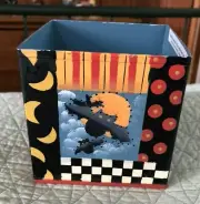 NCE - DEBBIE MUMM METAL HALLOWEEN VOTIVE HOLDER - BATS